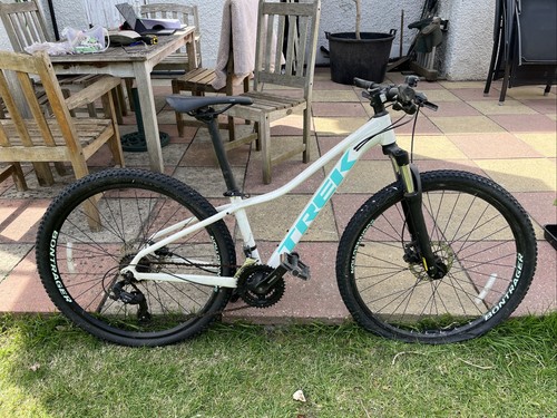 Trek marlin inch tyre - trek,